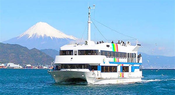 <新宿発・西船橋発> 清水港直送!どど~んと約30種の寿司食べ放題 と 絶景の初富士パノラマビュー!三保松原ミニクルーズ2